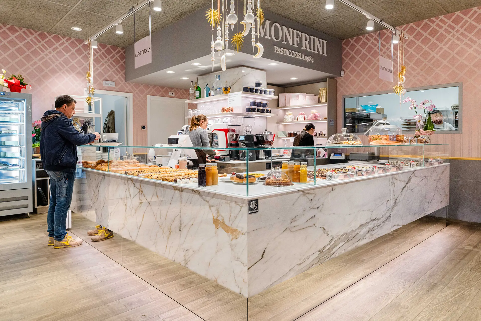 arredamento pasticceria moderno